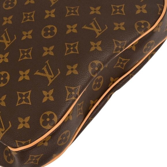 Louis Vuitton Monogram Odeon MM Shoulder Bag - Picture 4 of 10